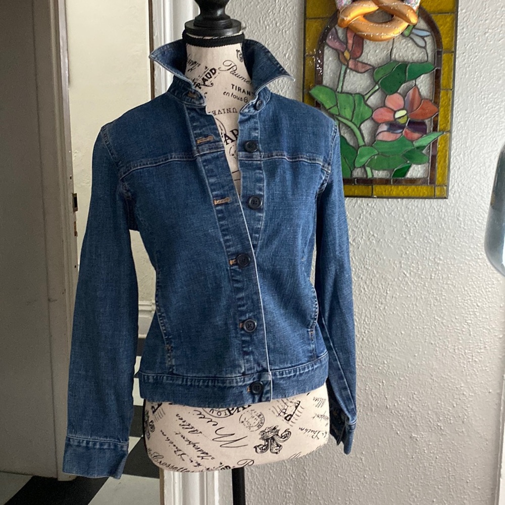EUC Ann Taylor petite size, small Jean denim jacket
